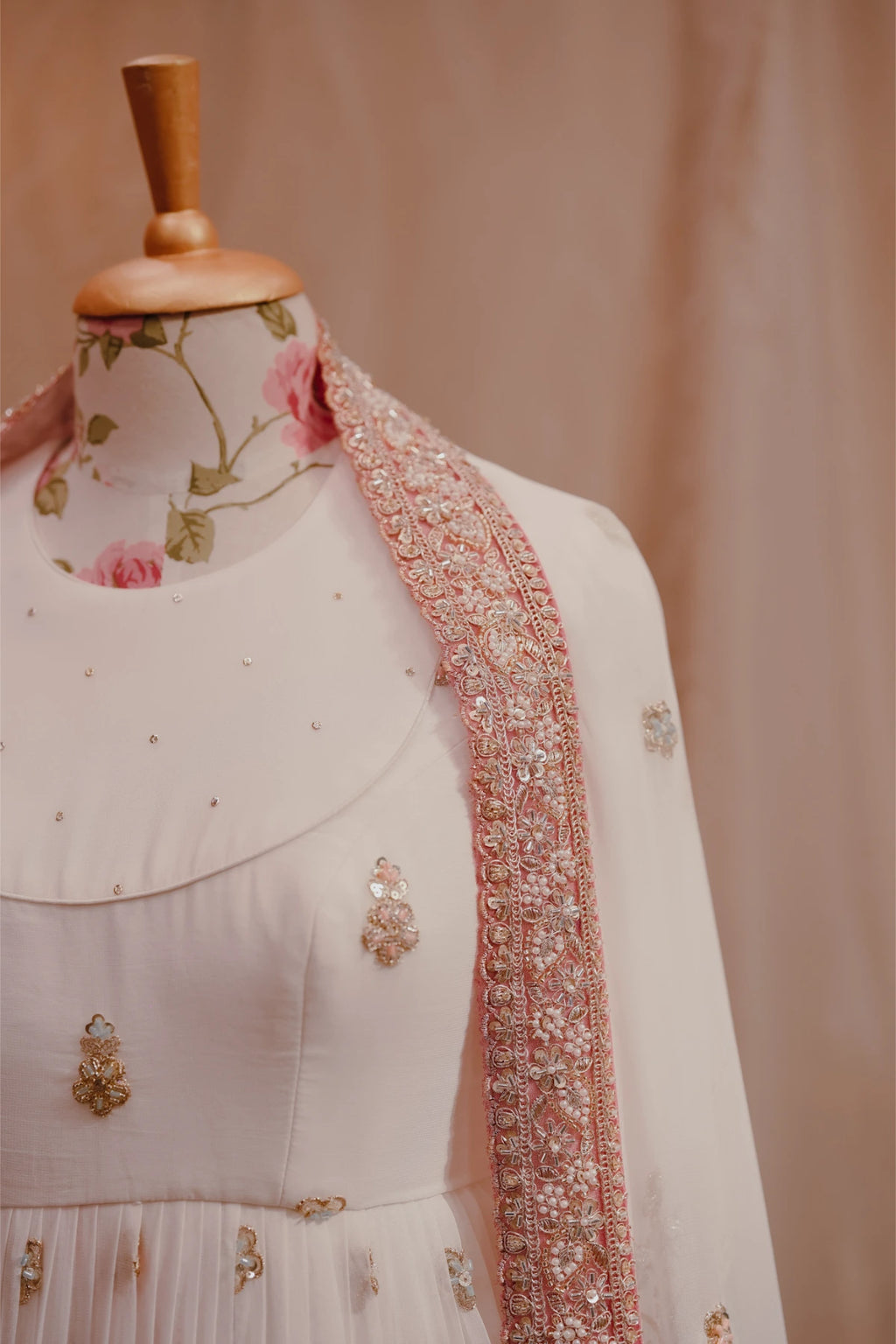 Pakistani White Nikah Outfit
