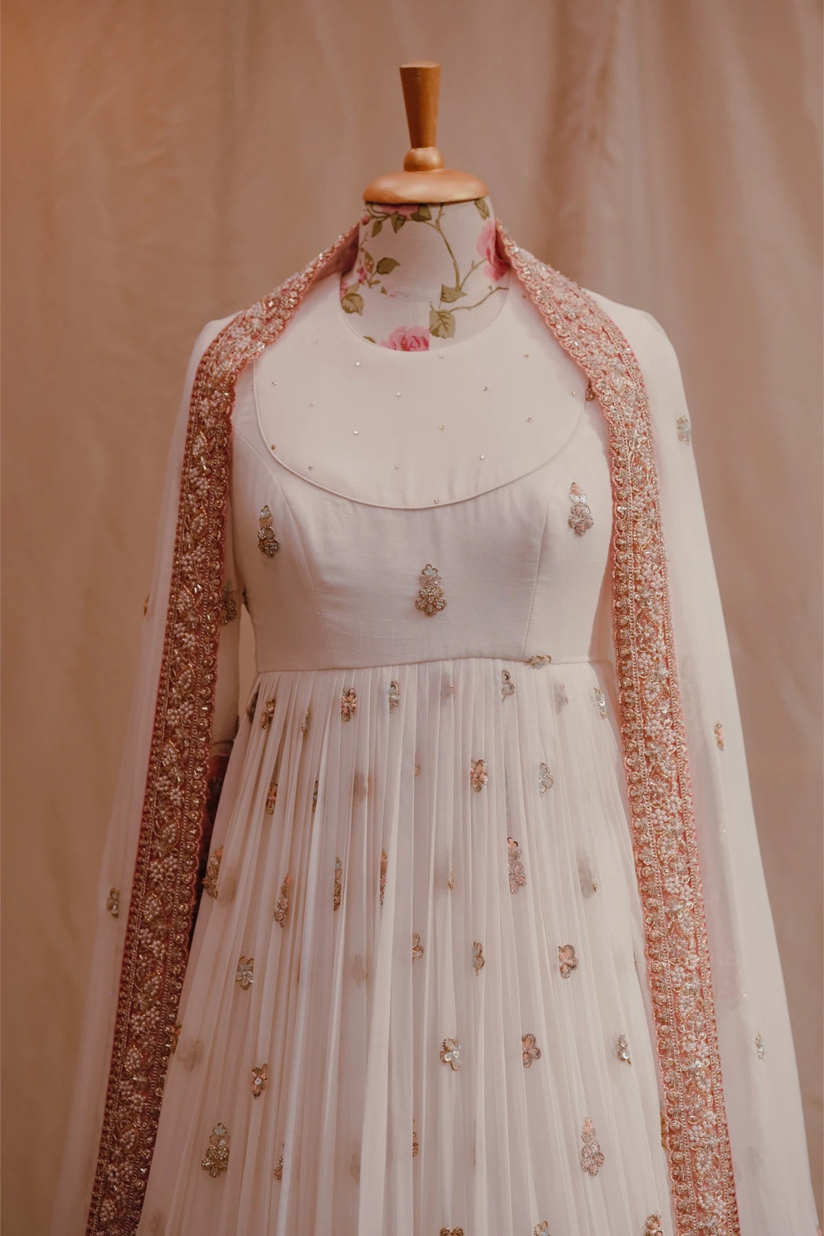 Pakistani White Nikah Outfit